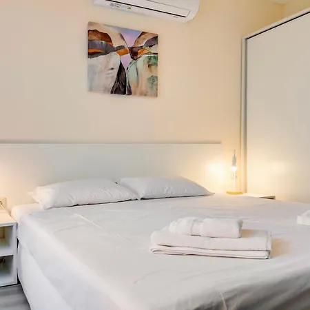 Apartament At - Sea View